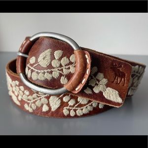 Abercrombie & Fitch leather belt - Size Large